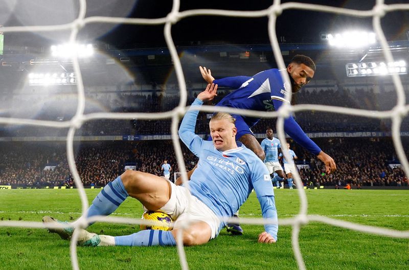 Man City đại chiến với Chelsea